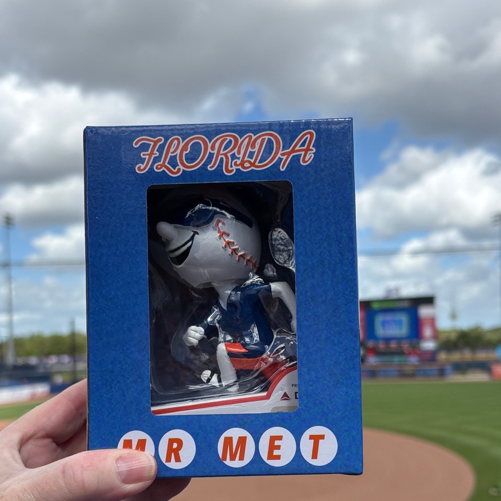 Delta Florida Mr. Met Figurine - Spring Training exclusive 2026 NEW Rare